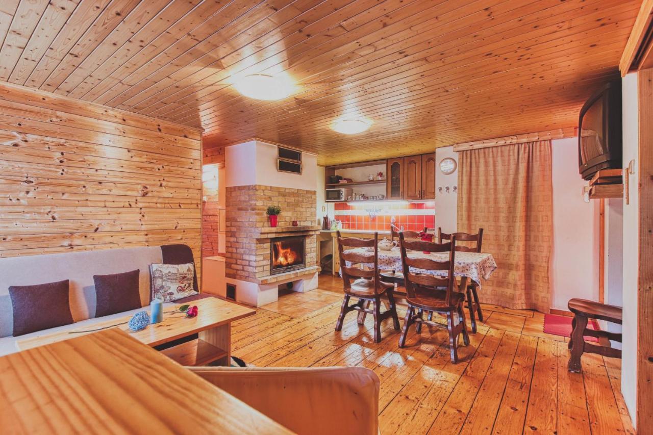 Apartman Kinskych Roznov pod Radhostem Exterior photo